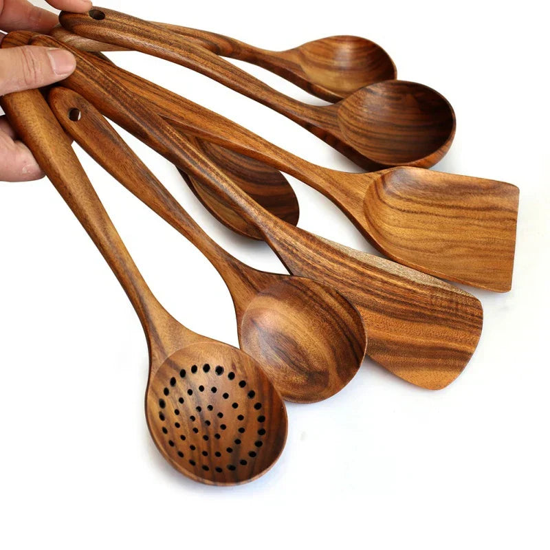 7-Piece Kitchen Utensil Set in Elegant Teak for Versatile Cooking