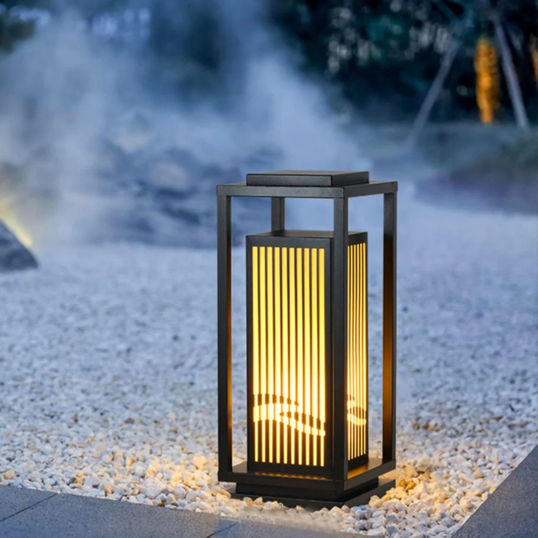 Black Cage Design Solar Lamp for Outdoor Post Illumination