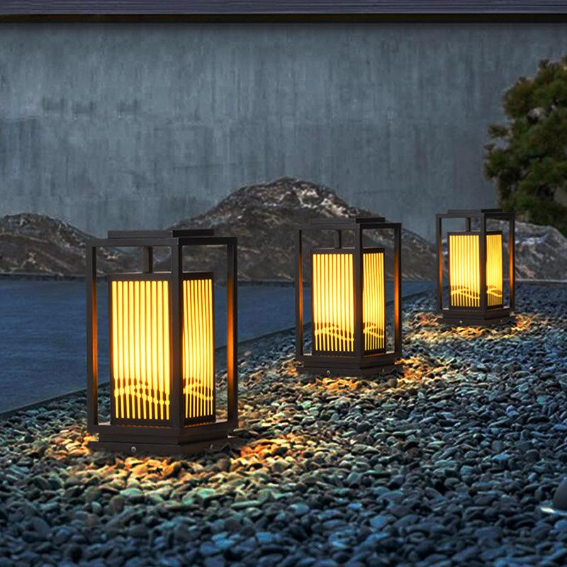 Black Cage Design Solar Lamp for Outdoor Post Illumination