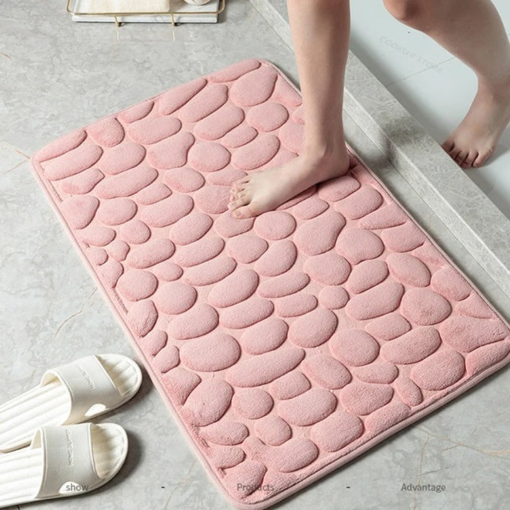 Casa Mat | Plush non-slip bath mat with cobblestone embossing 3