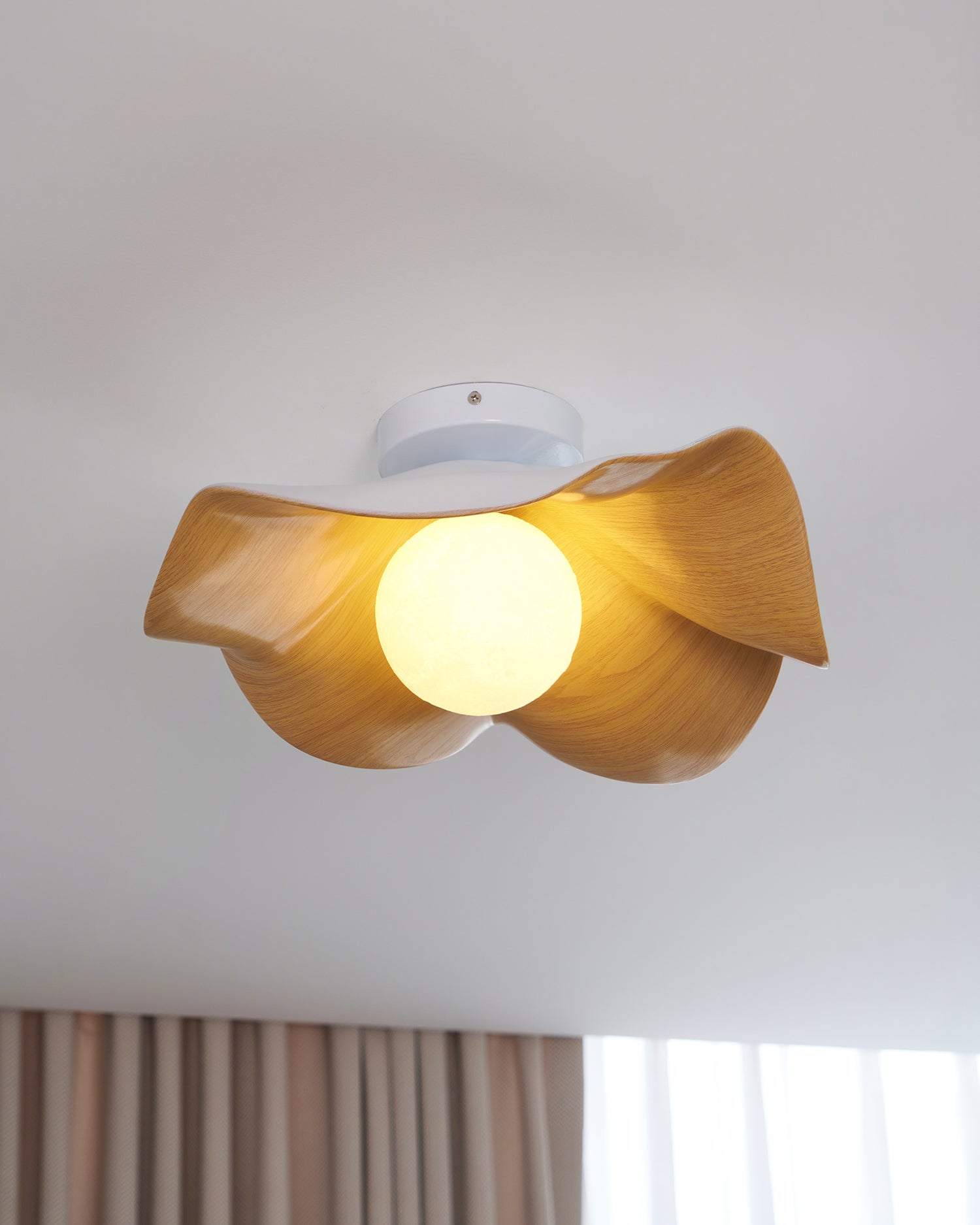 Sculptural Wood-Inspired Ceiling Light Fixture in Modern Style