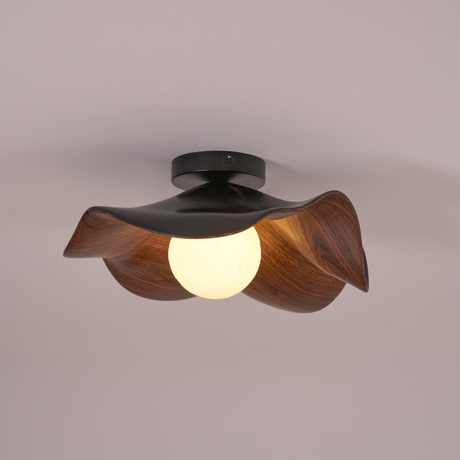 Sculptural Wood-Inspired Ceiling Light Fixture in Modern Style