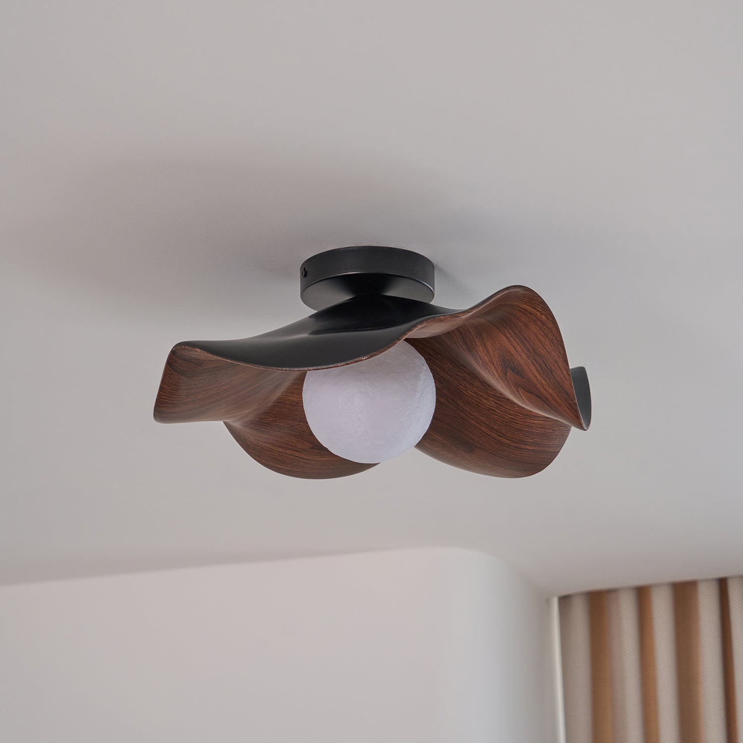Sculptural Wood-Inspired Ceiling Light Fixture in Modern Style