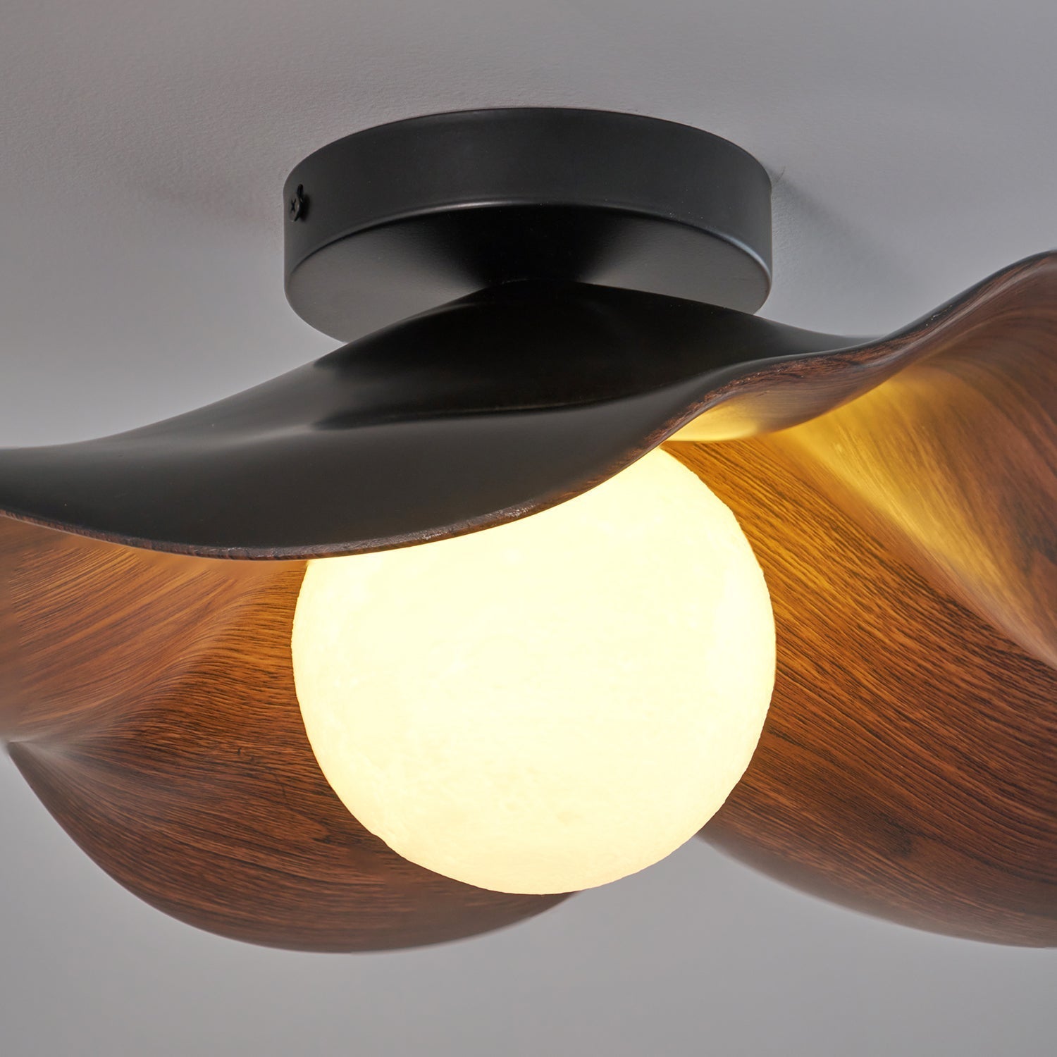 Sculptural Wood-Inspired Ceiling Light Fixture in Modern Style