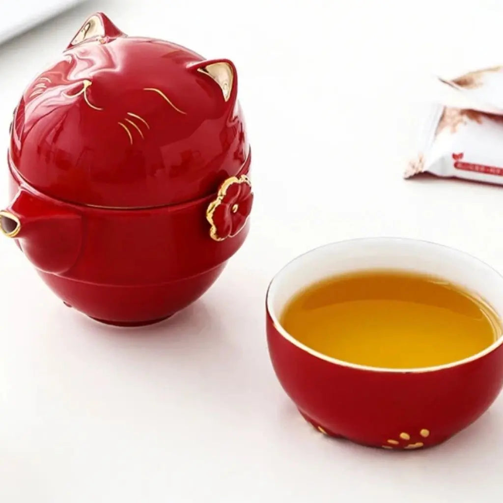 Charming Cat Travel Tea Set in Elegant Ceramic