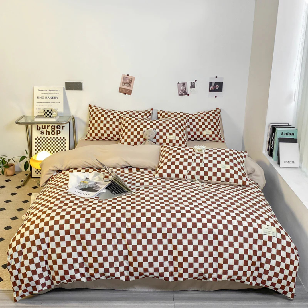 Plaid Bedding Set with Pillow Covers – Soft and Breathable Fabric