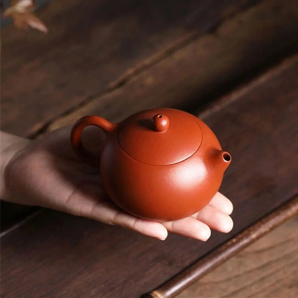 Elegant Terracotta Teapot for Perfect Tea Brewing