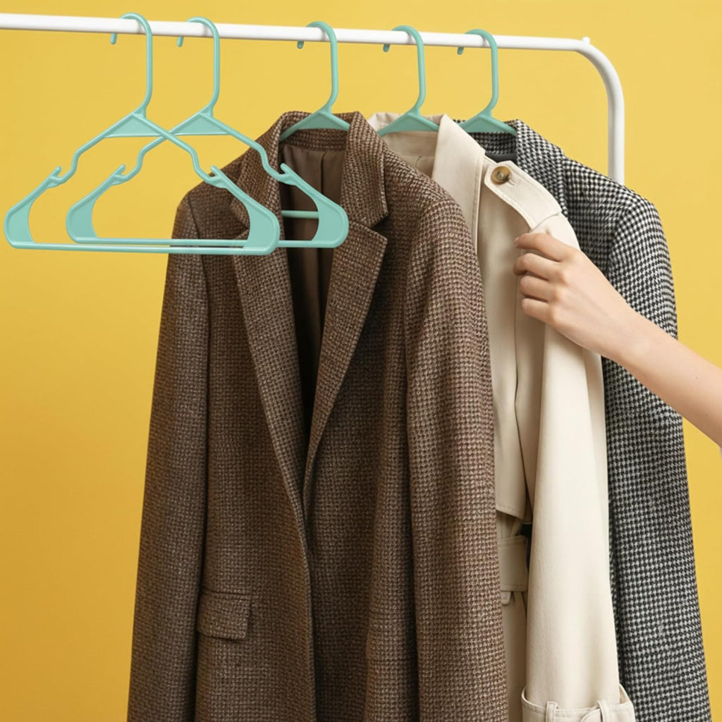 Heavy-Duty Plastic Clothes Hangers - Slim Closet Storage Set