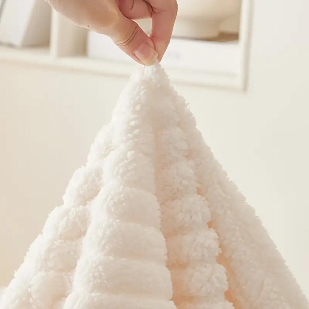 Plush Polyester Sofa Cover - Anti-Slip and Pet-Friendly Design