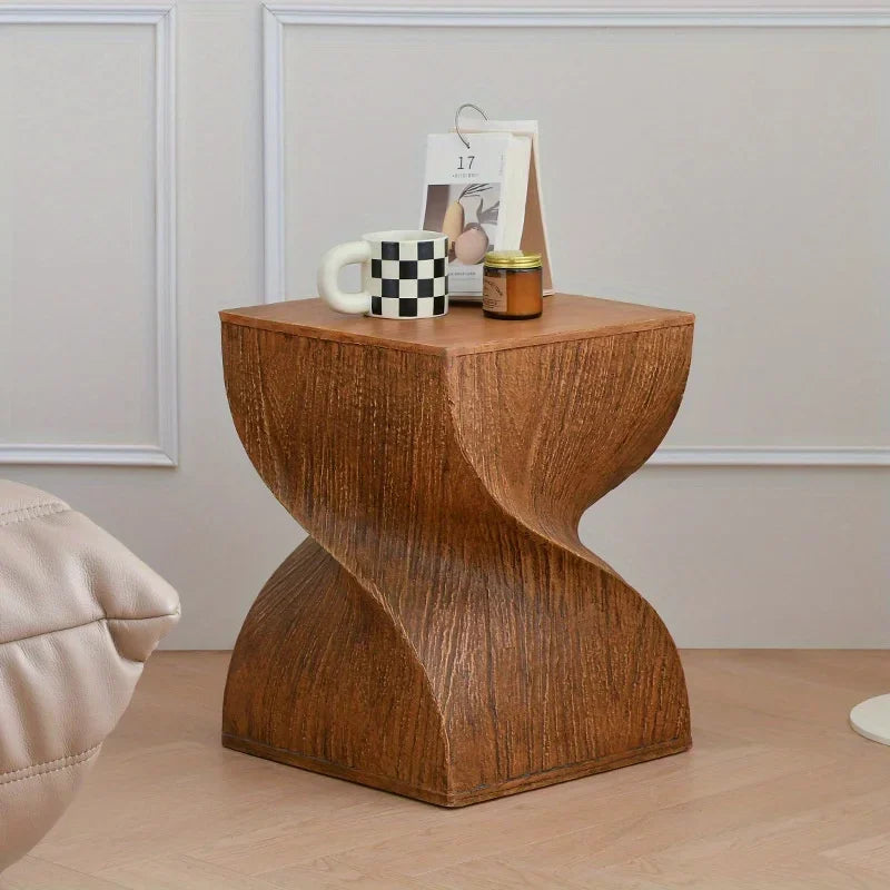 Minimalist Side Table with Wood-Like Edge – Compact Scandinavian Style