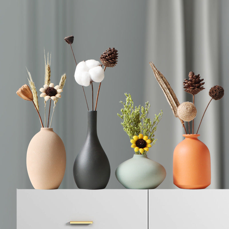 Handcrafted Matte Finish Ceramic Vase – Modern Decorative Pot