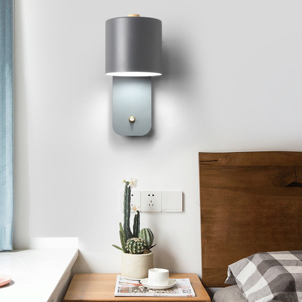 Sleek Modern Metal Table Lamp for Effortless Elegance