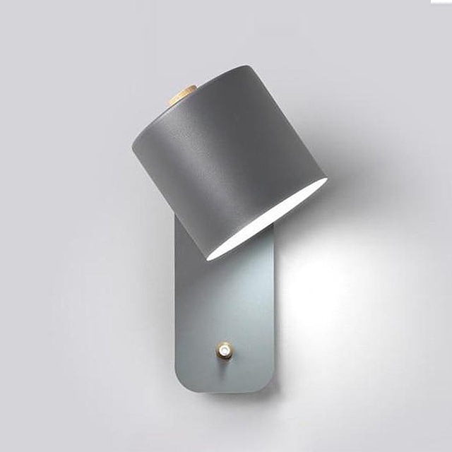 Sleek Modern Metal Table Lamp for Effortless Elegance