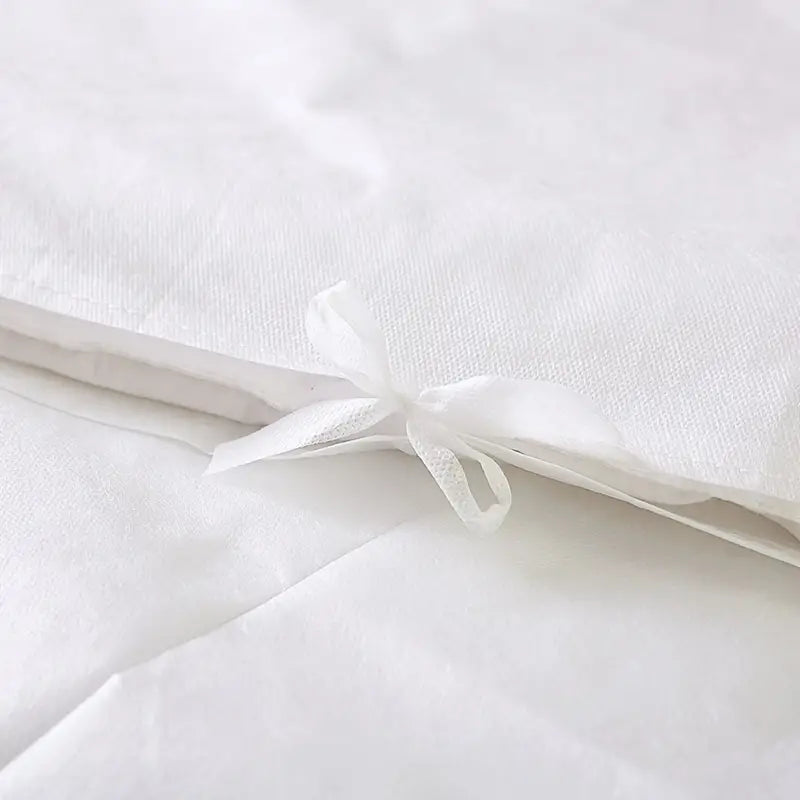 Comfort On-the-Go Disposable Bedding Set