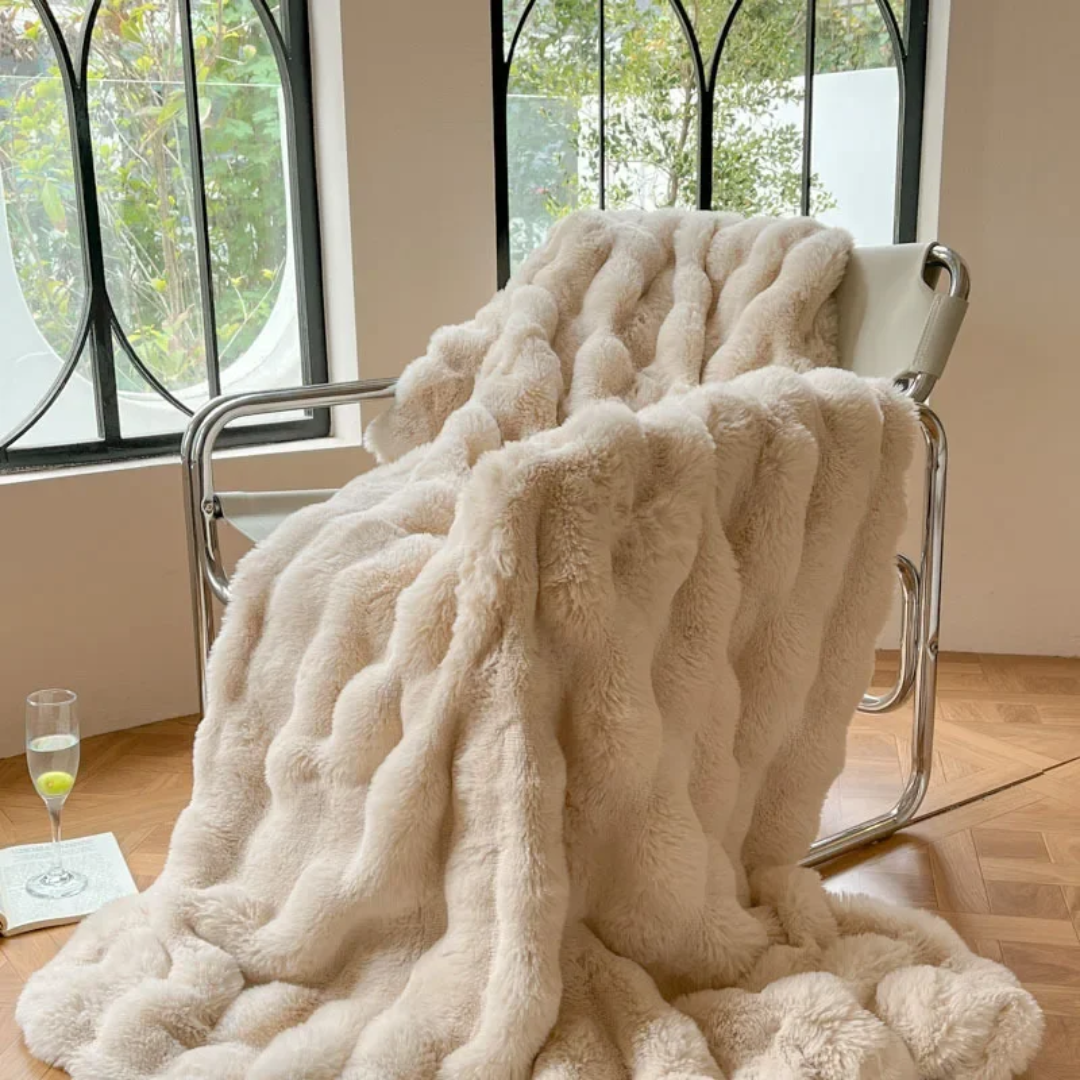 Soft and Warm Plaid Blanket with Sleeves – Ideal for Sofa and Bed