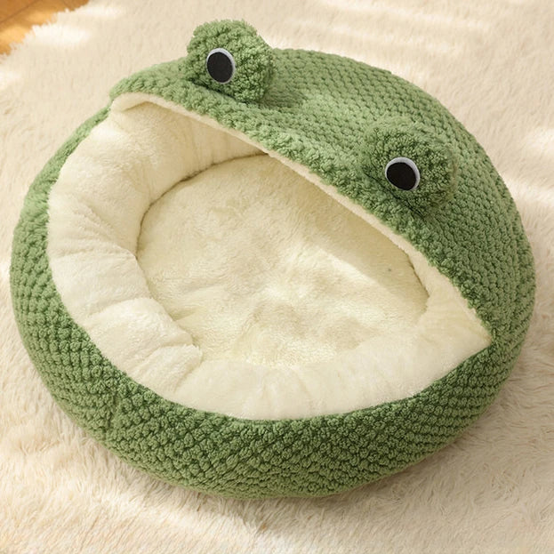 Charming Plush Frog Retreat for Your Pet