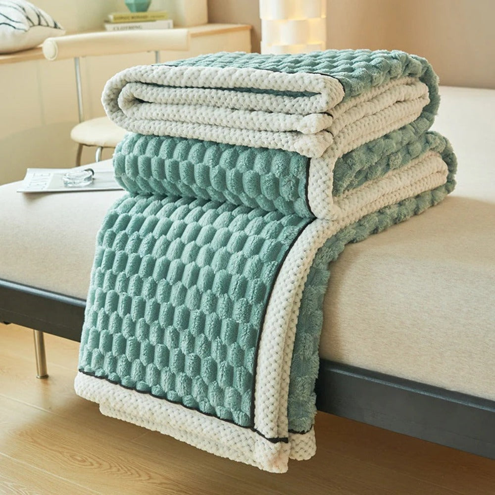 Luxurious Bubble Fleece Throw Blanket