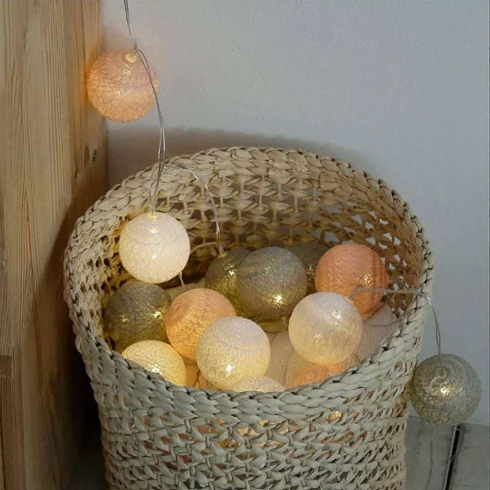 Cotton Ball String Lights – LED Garland for Soft Ambient Lighting