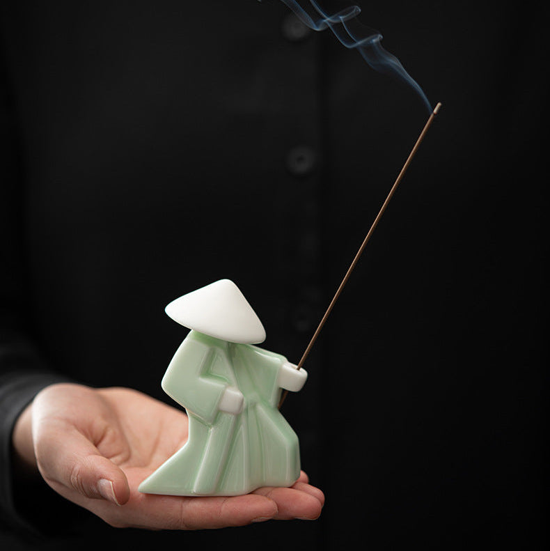 Elegant Martial Arts-Inspired Ceramic Incense Stand