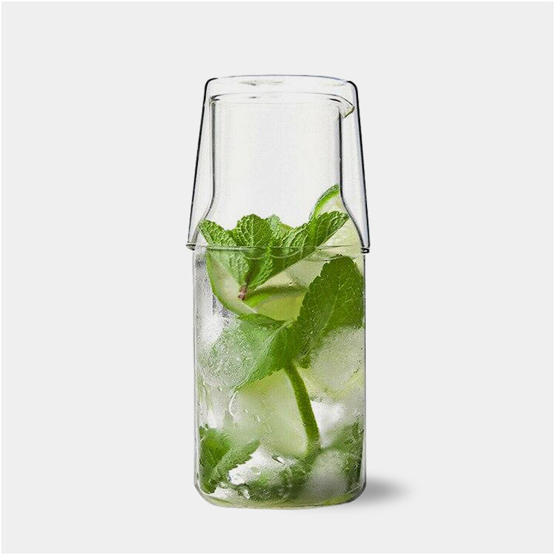 Sophisticated Heat-Resistant Glass Carafe Collection