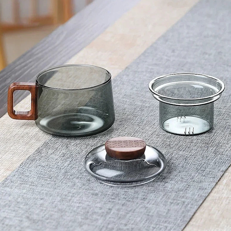Refined Glass Tea Brewer with Strainer and Lid