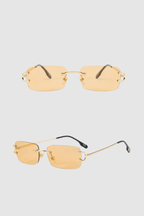 Stylish Vintage-Inspired Cat-Eye Shades