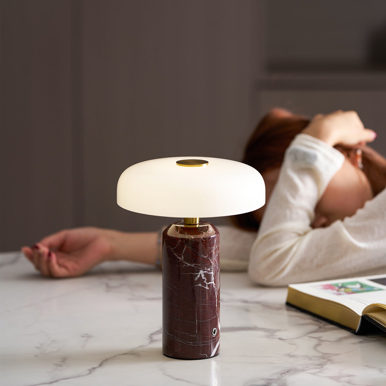 Portable Cordless Table Lamp – Elegant Marble Design with Built-in Battery for Living Room or Bedside