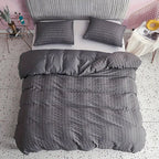 Chic Seersucker Duvet Cover Ensemble