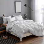 Chic Seersucker Duvet Cover Ensemble