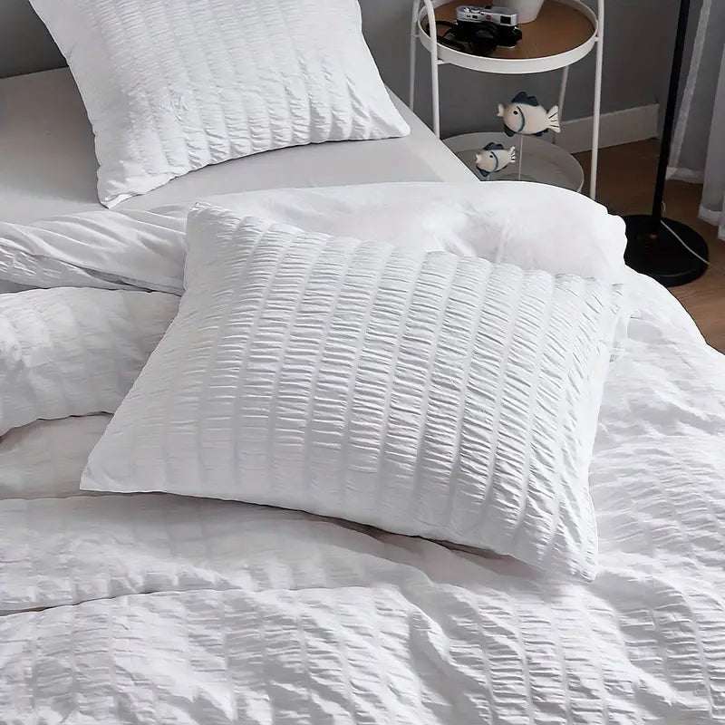 Chic Seersucker Duvet Cover Ensemble