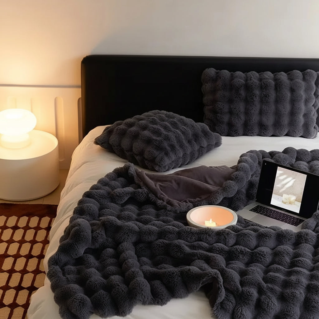 Cozy Plush Faux Fur Throw Blanket for Sofa and Bed