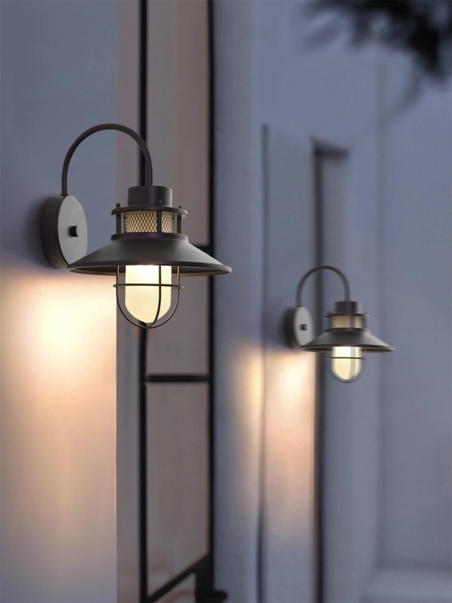 Waterproof Industrial Wall Light for Outdoor Use