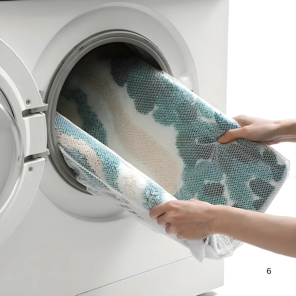 Coastal Wavy Design Microfiber Bath Mat - Non-Slip
