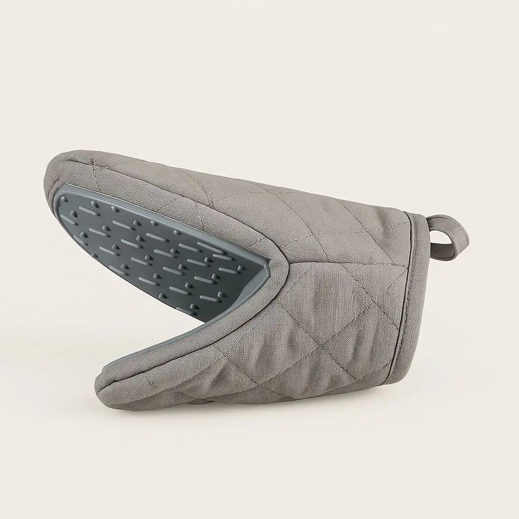 FinGrip Heat-Resistant Silicone and Cotton Oven Mitt
