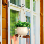 Chic Hanging Planter for Vibrant Indoor Gardens
