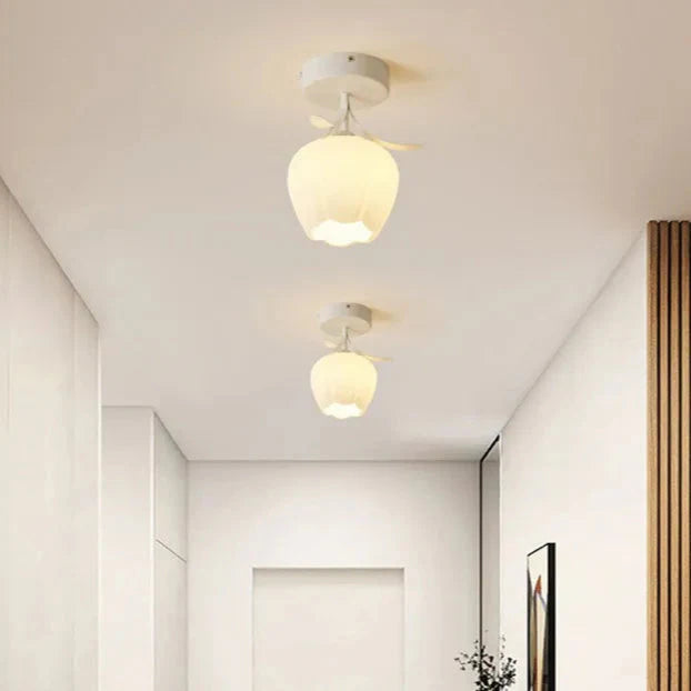 Charming Vintage Flush Mount Ceiling Light with Floral Design