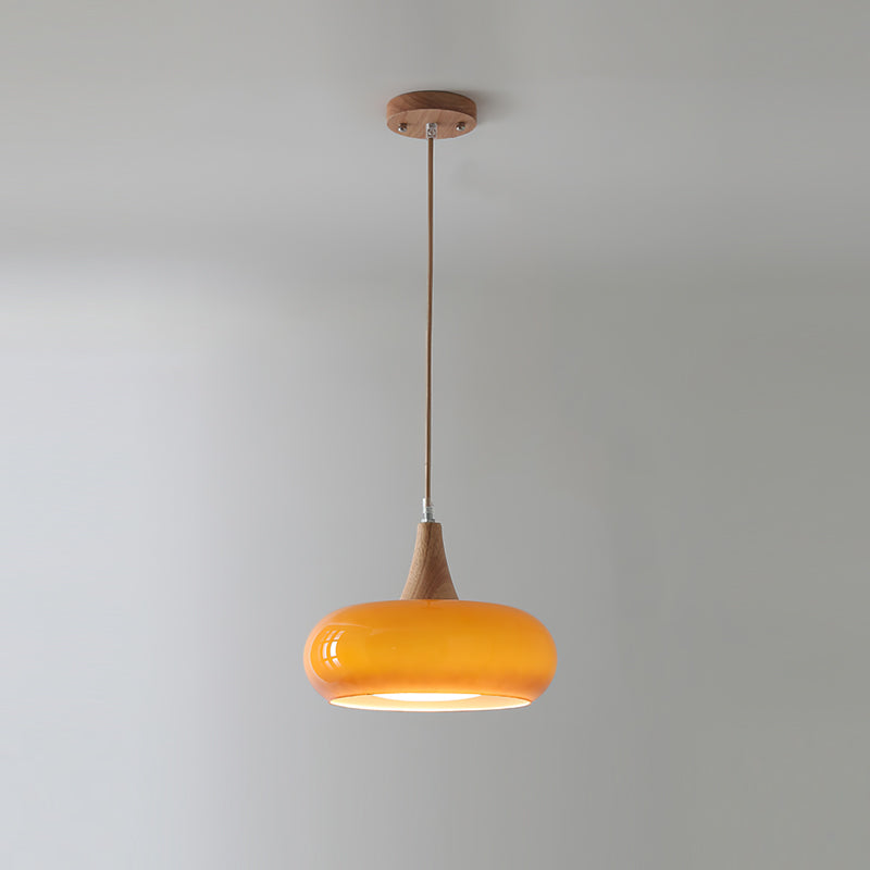 Stylish Black Pendant Lamp for Kitchen Islands and Dining Spaces