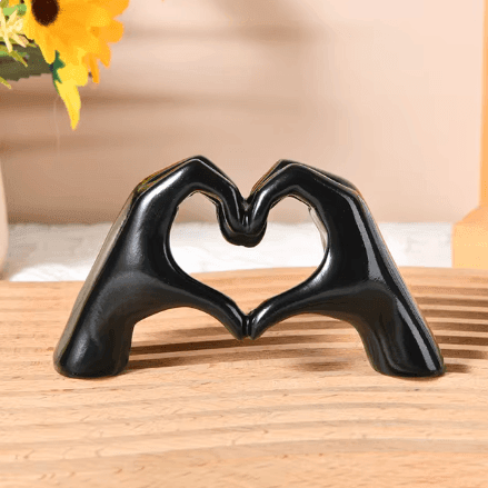 7.28-Inch Hand-Carved Wooden Statue – Love Symbol Art for Home Decor