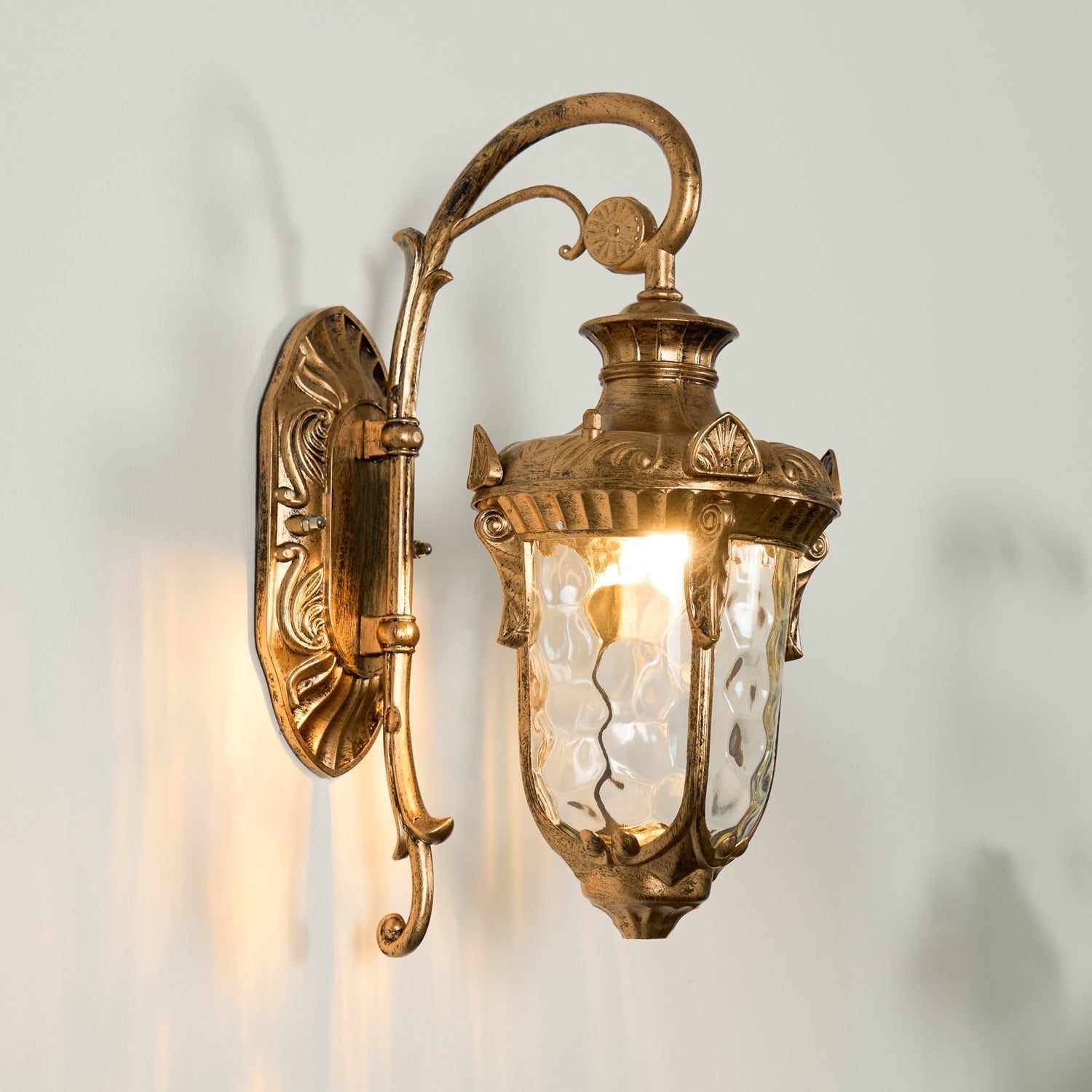 Vintage Outdoor Wall Lantern in Brass for Garden and Patio Decor