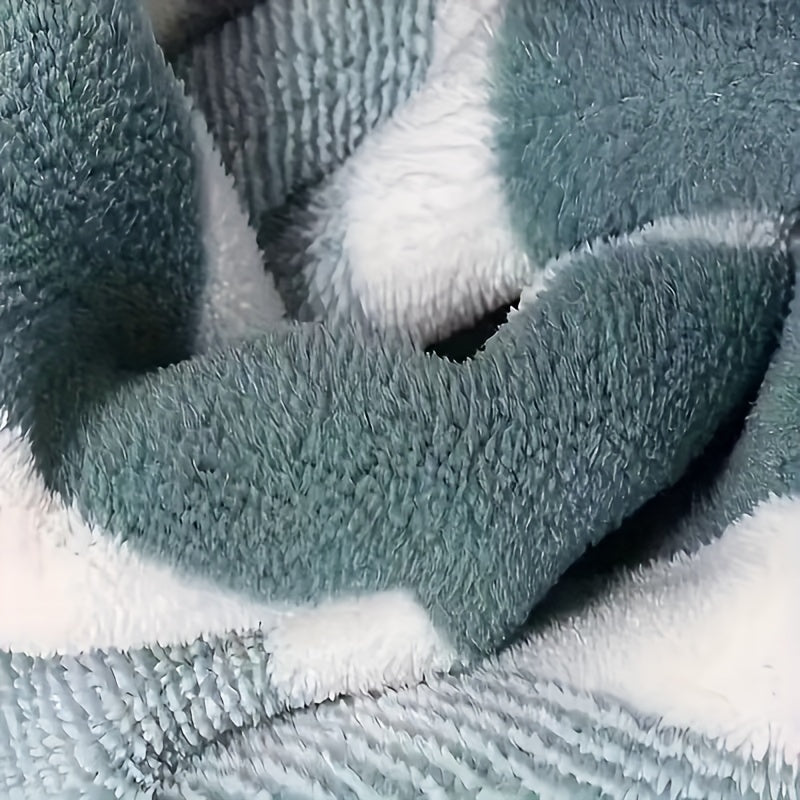Set of 8 Quick-Dry Bath Towels in Soft Coral Fleece