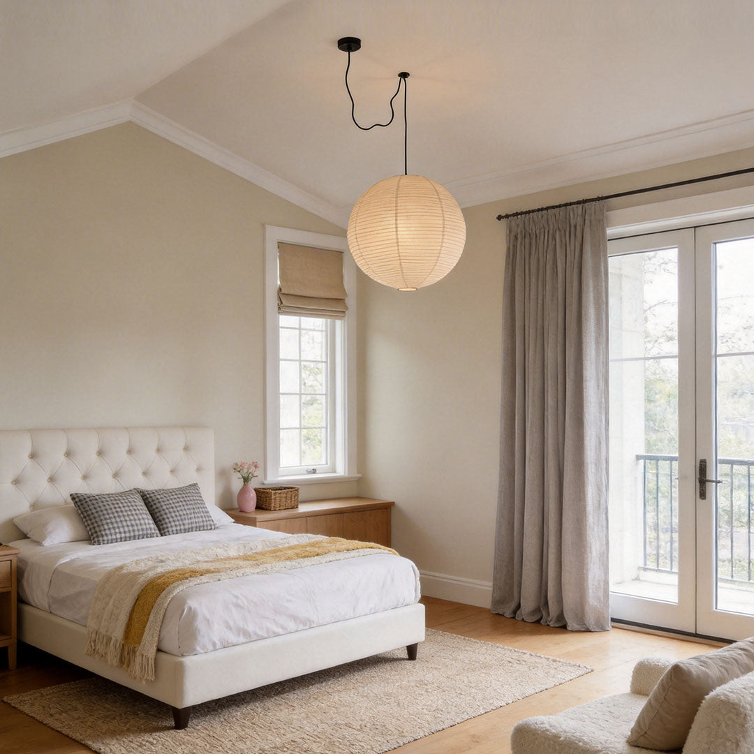Adjustable Height Ceiling Light – Warm White Minimalist Pendant Design