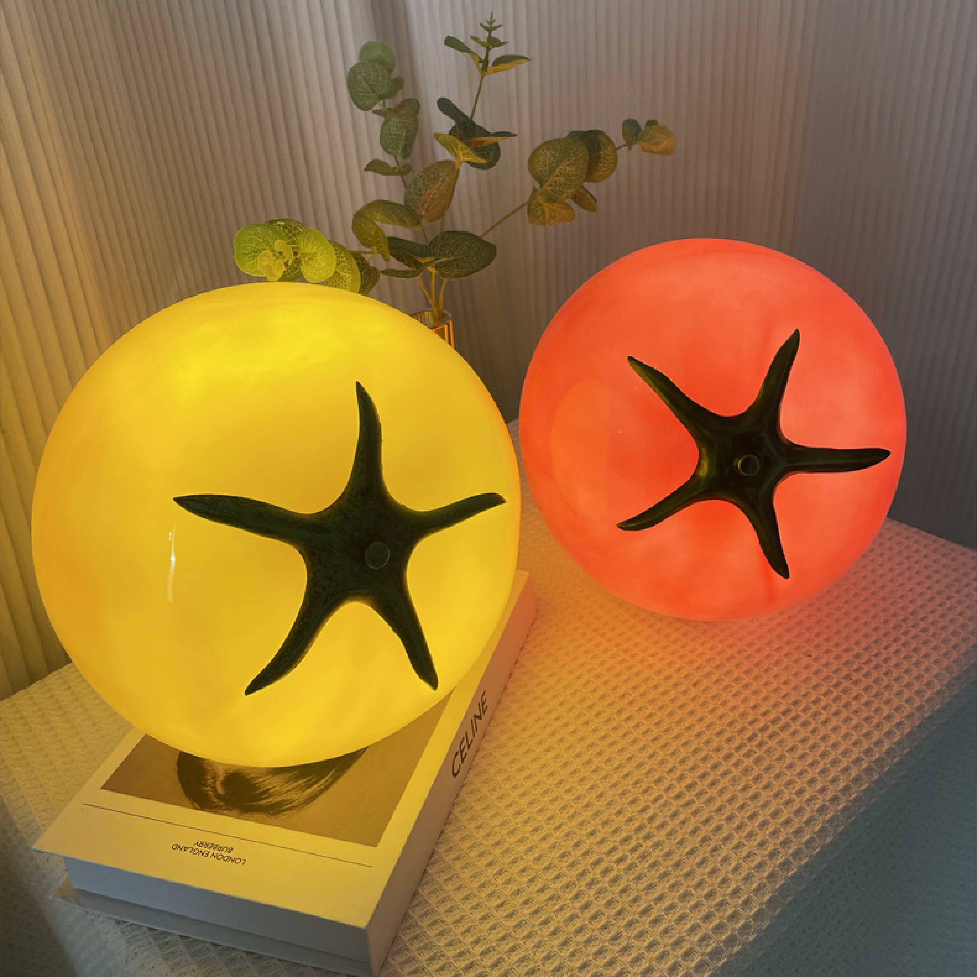 Table Lamp in Tomato Shape