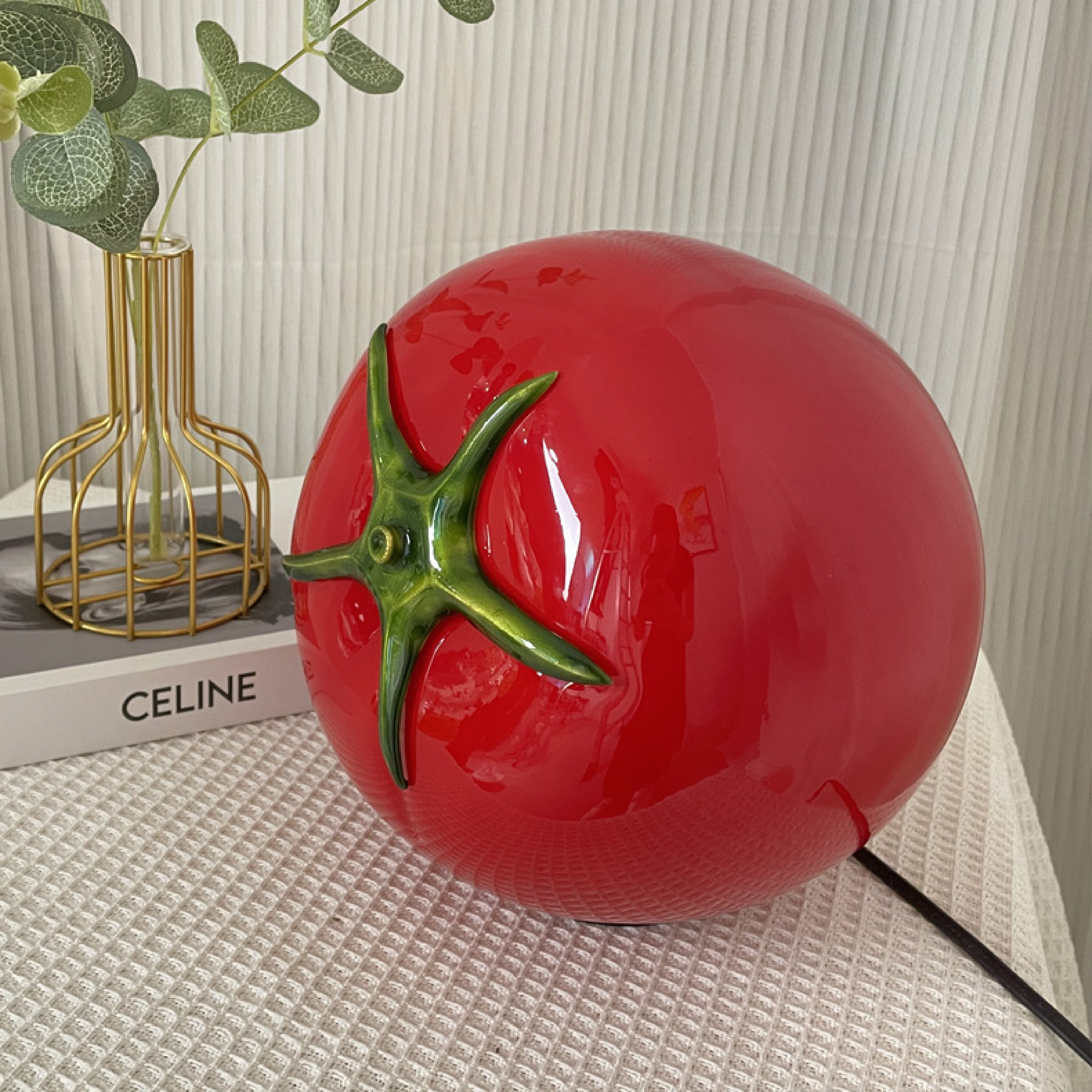 Table Lamp in Tomato Shape
