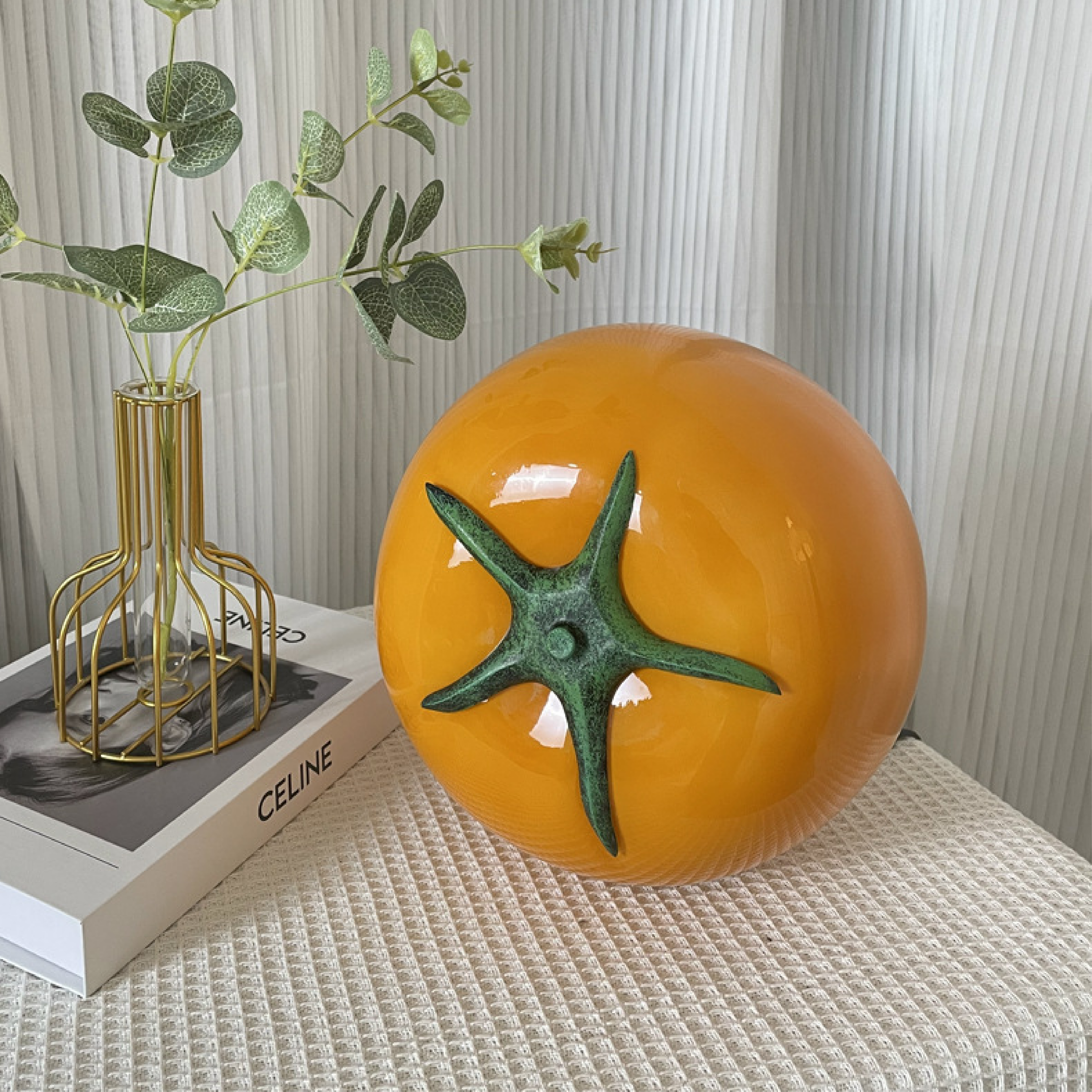 Table Lamp in Tomato Shape
