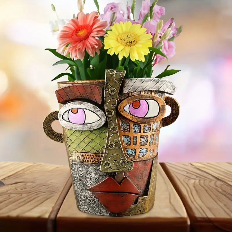 Abstract Face Flower Pot – Decorative Planter for Indoor and Outdoor Use