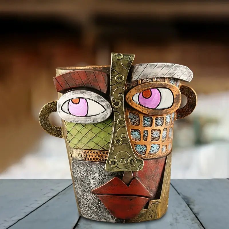 Abstract Face Flower Pot – Decorative Planter for Indoor and Outdoor Use