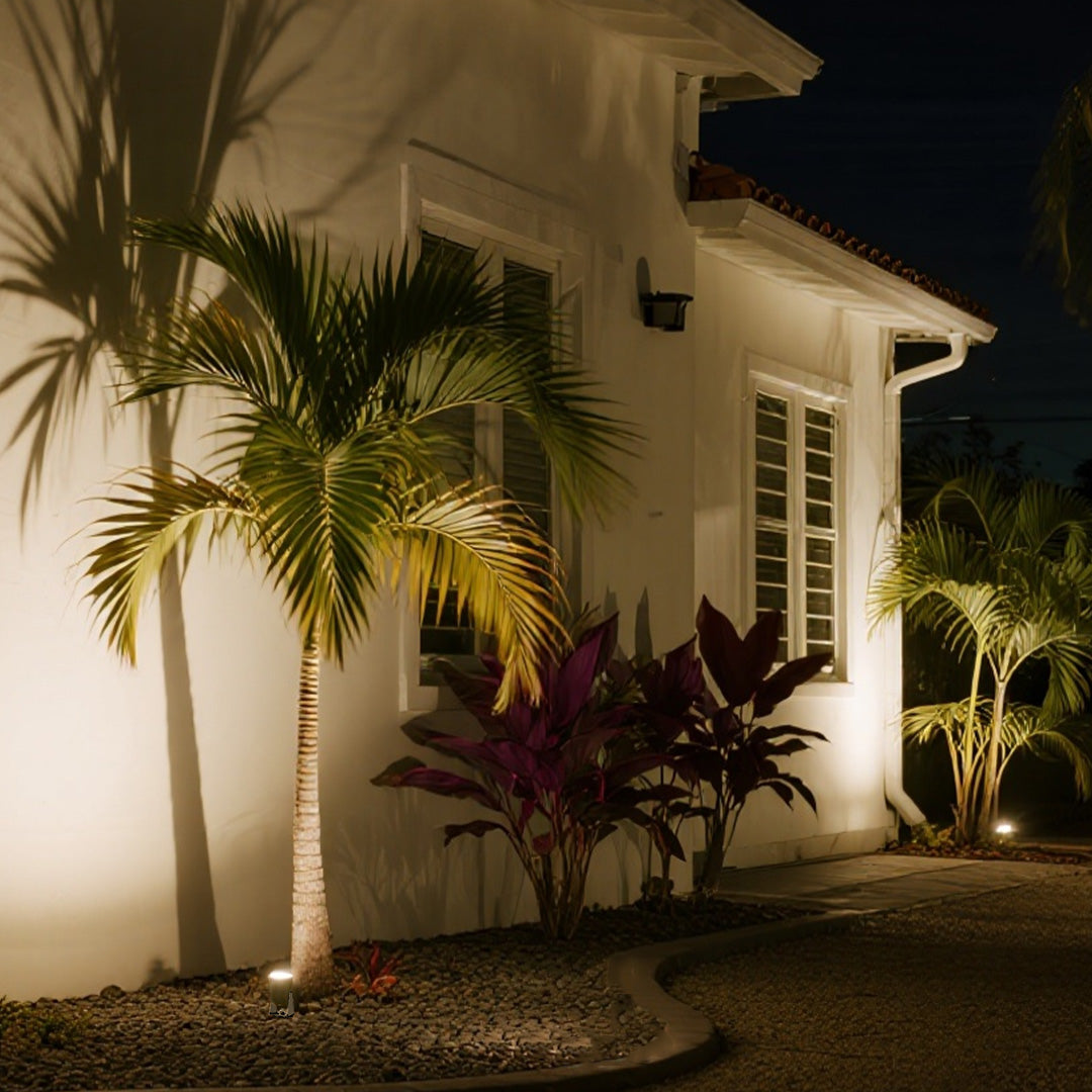 Weatherproof Outdoor Spotlights for Landscaping - Sturdy Aluminum Construction
