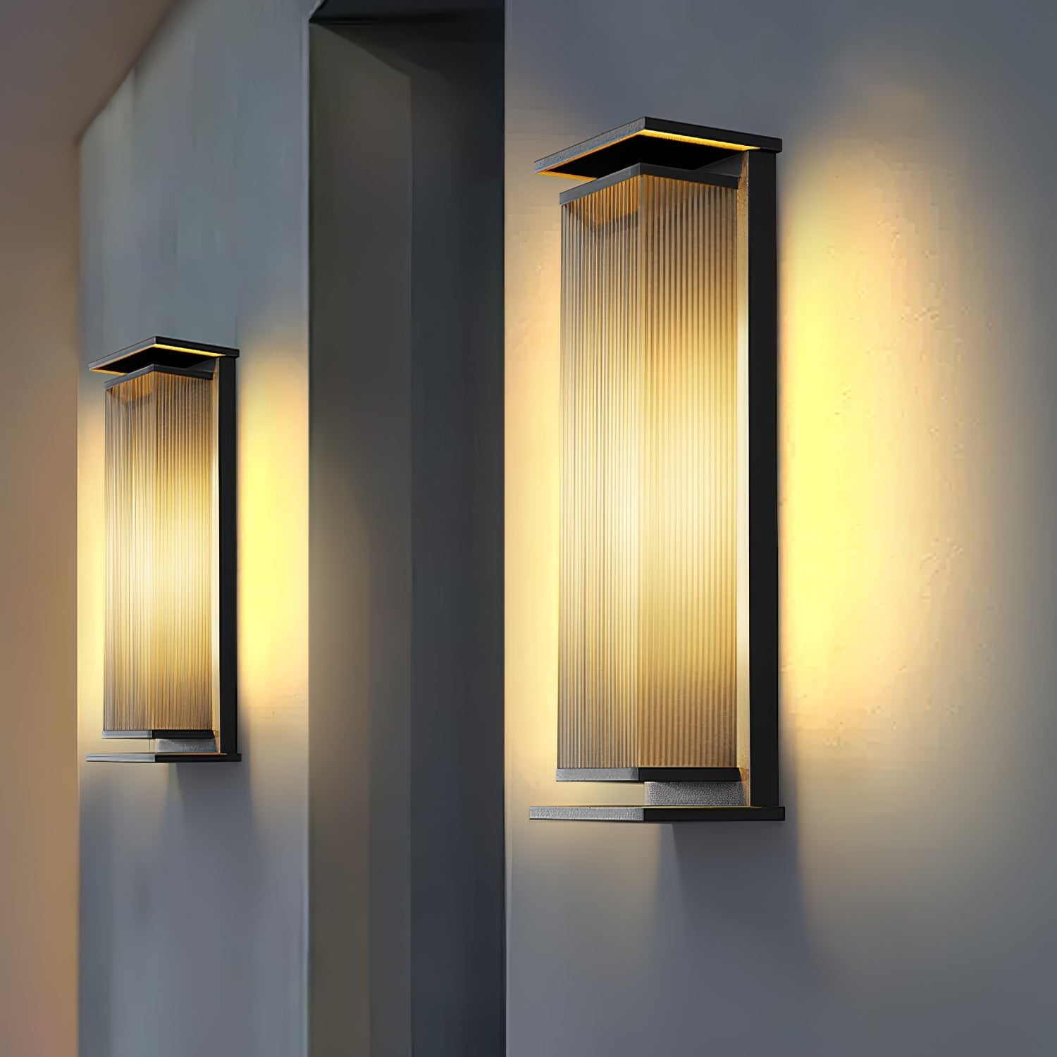 Contemporary Weather-Resistant Outdoor Wall Light for Elegant Lighting