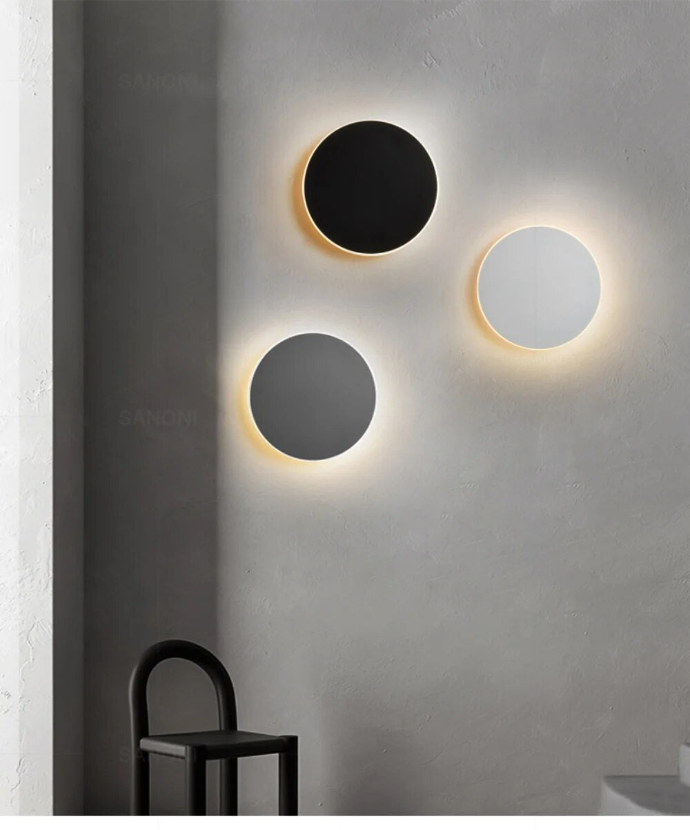 Contemporary Round LED Wall Light Fixture – Elegant Design