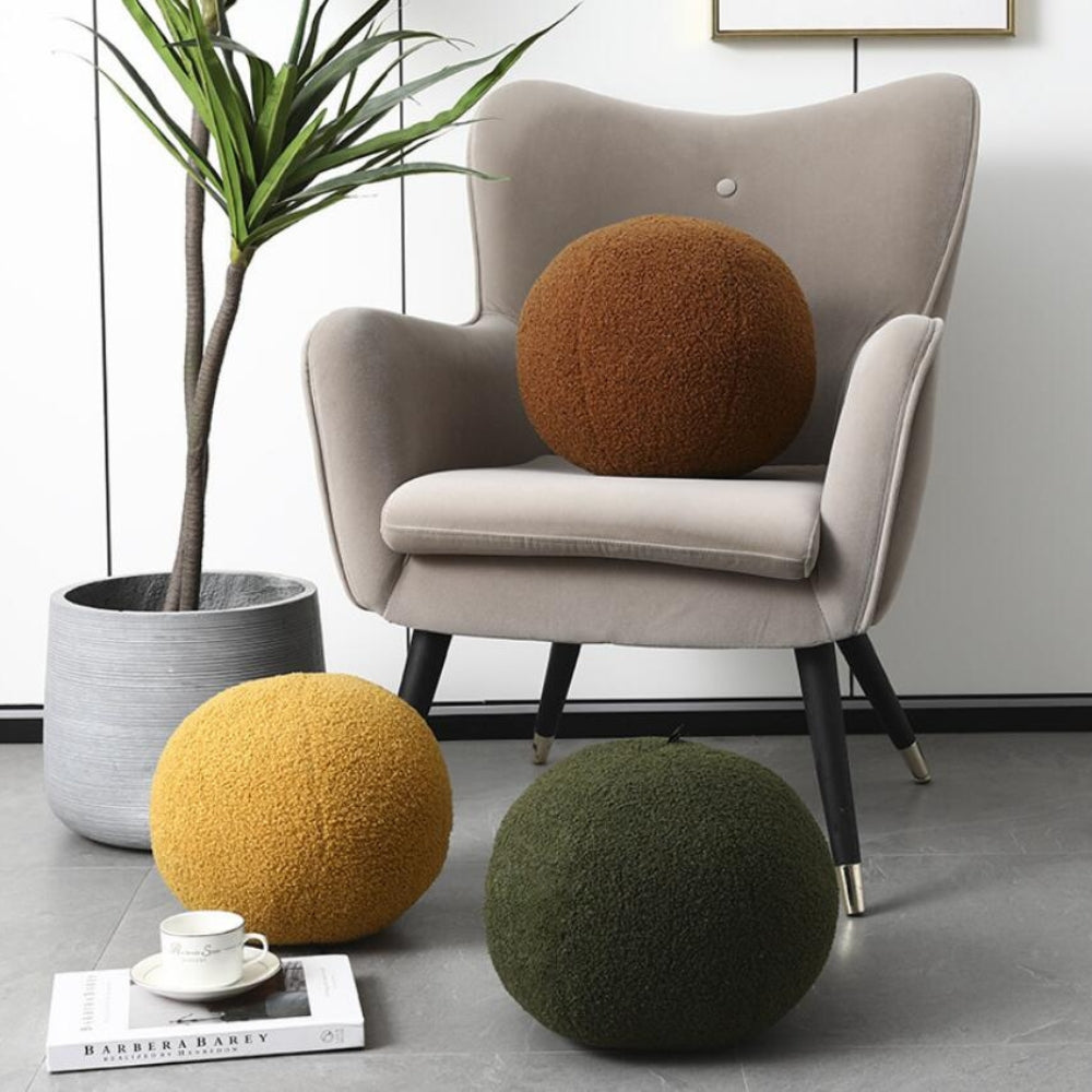 Soft Teddy Fleece Ball Pillow – Stylish Bouclé Cushion for Contemporary Decor